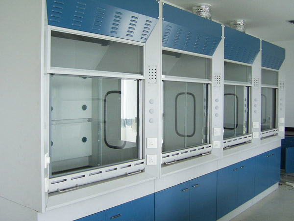 63d76f85c6131.jpg 通風(fēng)柜.jpg